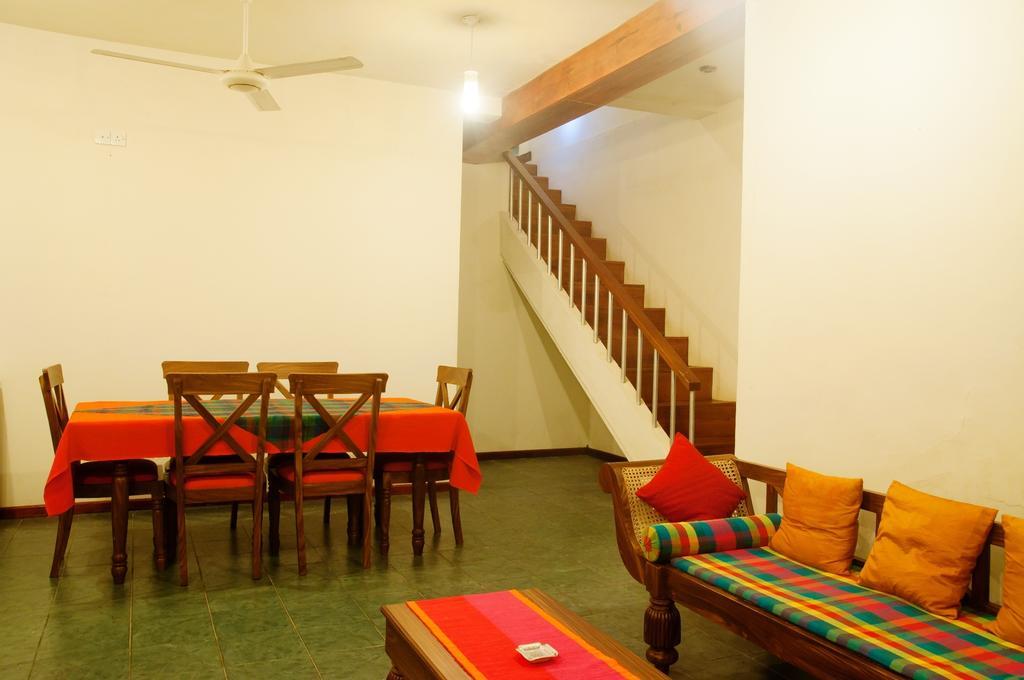 Raintree Villa Дамбула Екстериор снимка