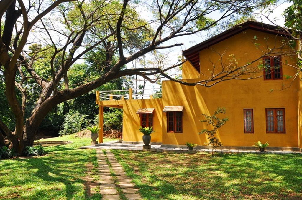 Raintree Villa Дамбула Екстериор снимка