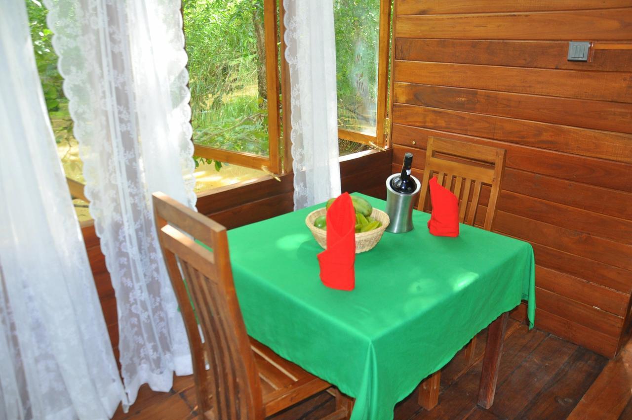 Raintree Villa Дамбула Екстериор снимка