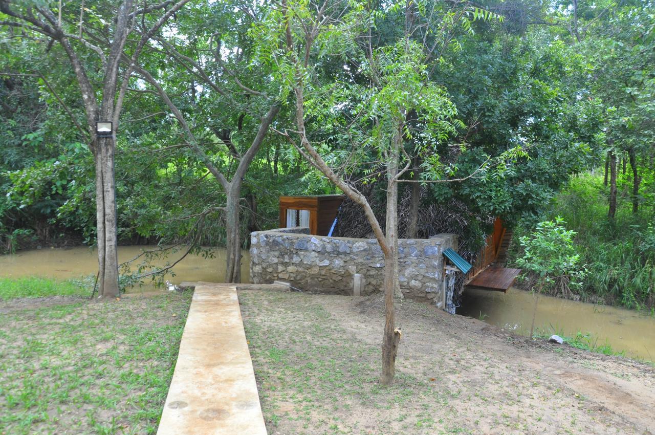 Raintree Villa Дамбула Екстериор снимка